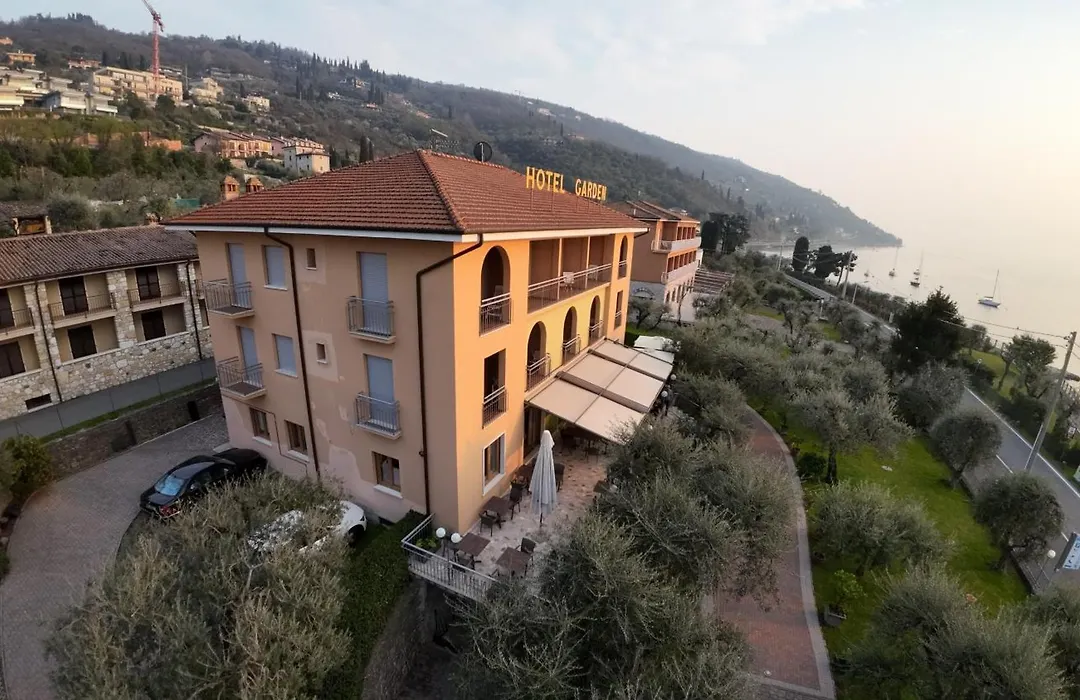 Hotel Garden-1